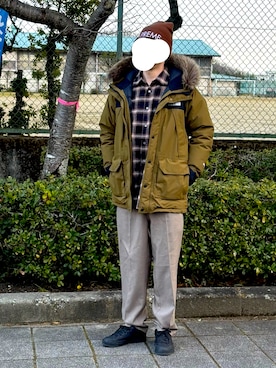 「Supreme （シュプリーム）のアイテム」を使った、マドンさんさん（メンズ・175cm）の冬コーディネート