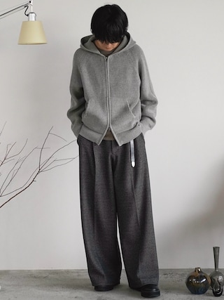 「WYM LIDNM（ウィム バイ リドム）のAZE KNIT CROPPED HOODIE（ニット/セーター）」を使った、げんじさん（メンズ・175cm）の秋コーディネート