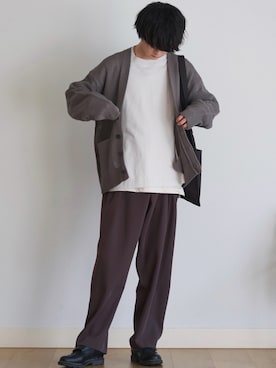 「チャコール」｜「アイテム（セットアップ）」を使った、げんじさん（メンズ・175cm）の冬コーディネート
