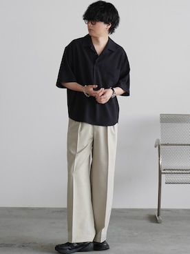 「アイテム（スラックス）」を使った、げんじさん（メンズ・175cm）の夏コーディネート