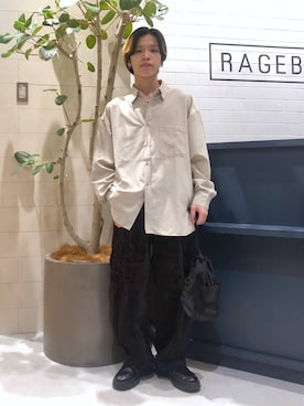 「アイテム（ウォレットチェーン、ベージュ系）」を使った、覇都さん（メンズ・162cm）の秋コーディネート