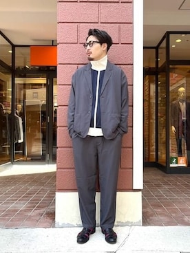 「グレー」｜「アイテム（セットアップ）」を使った、BEAMS HEART MENさん（メンズ・177cm）の春コーディネート