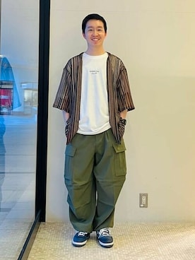 「オリーブ」｜「アイテム（カーゴパンツ）」を使った、BEAMS HEART MENさん（メンズ・162cm）の夏コーディネート