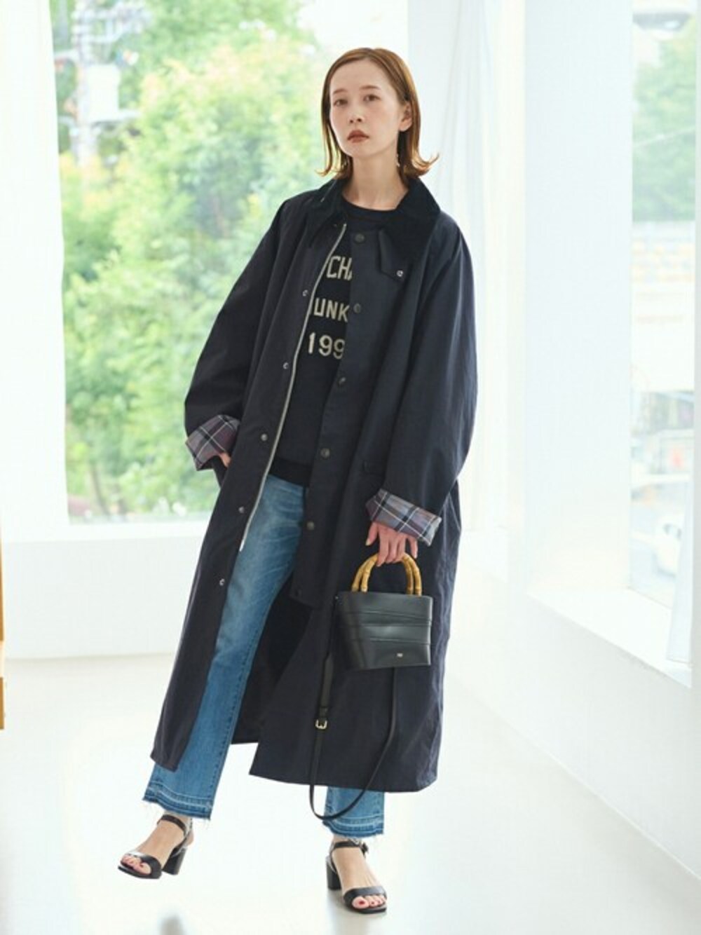 □□別注【Barbour/バブアー】OS BURGHLEY JS EXCLUSIVE：コートを使っ