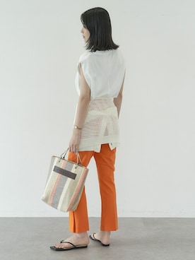 「カラー×コーデ」｜「アイテム（スラックス）」を使った、koe_officialさん（レディース・160cm）の夏コーディネート