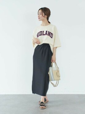 「koe（コエ）の【ジェンダーレス】ワッペン刺繍アーチロゴ半袖Tシャツ*（Tシャツ/カットソー）」を使った、koe_officialさん（レディース・160cm）の夏コーディネート