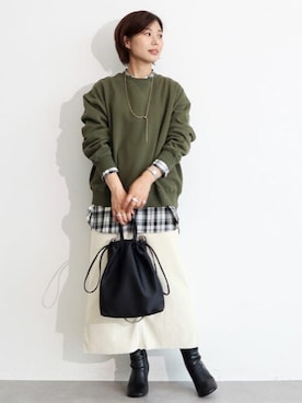 「koe（コエ）のヴィンテージライクジェンダーレス裏起毛トレーナー（スウェット）」を使った、koe_officialさん（レディース・160cm）の秋コーディネート