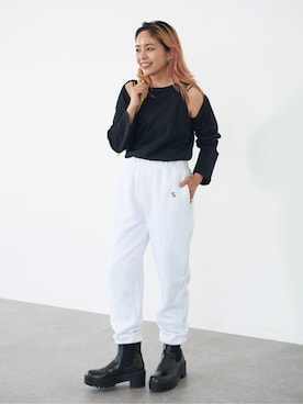 「koe（コエ）のアイテム（トップス）」を使った、koe_officialさん（レディース・160cm）の秋コーディネート