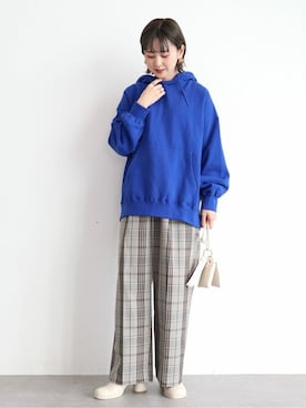 「koe（コエ）のアイテム（パーカー）」を使った、koe_officialさん（レディース・160cm）の秋コーディネート