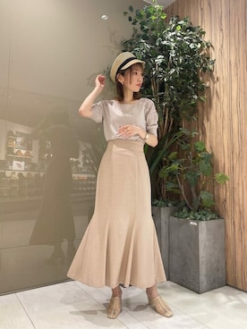 【美品】　VALENTINO　ROMA フリル　マーメイドスカート　サイズ40 バックラッフルデザインマーメイドスカート｜プロポーション