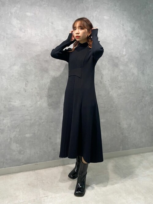 カーブベルテッドニットワンピース（ワンピース）｜UNITED TOKYO