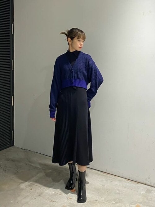 カーブベルテッドニットワンピース（ワンピース）｜UNITED TOKYO