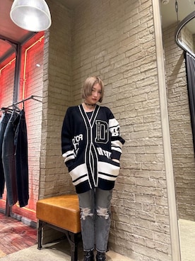 「HYSTERIC GLAMOUR（ヒステリックグラマー）のSNAKE LOOP 8分丈クラッシュデニムパンツ（デニムパンツ）」を使った、YUIKAさん（レディース・159cm）の秋コーディネート