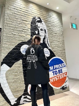「HYSTERIC GLAMOUR（ヒステリックグラマー）のアイテム（ノーカラーコート）」を使った、YUIKAさん（レディース・159cm）の冬コーディネート