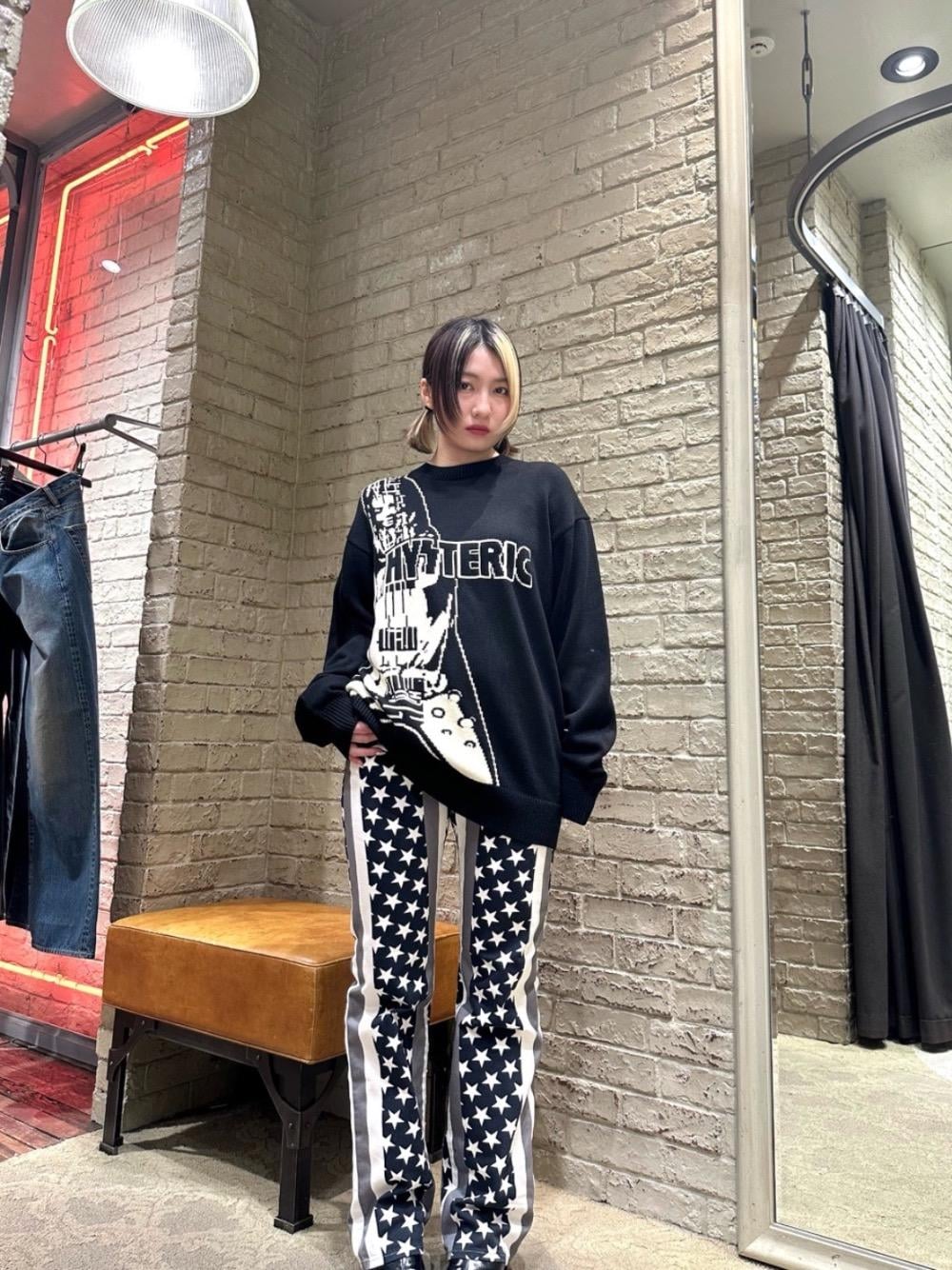 新品 大人気！ヒステリックグラマー 編込みセーター【FLYING V】グレーＭ HYSTERIC GLAMOUR（ヒステリックグラマー）の「FLYING V編込