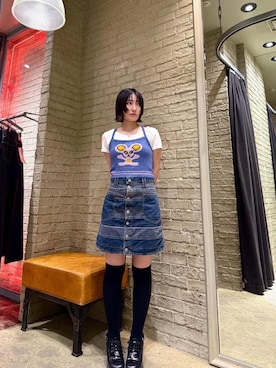 「HYSTERIC GLAMOUR（ヒステリックグラマー）のスクラッチAラインデニムミニスカート（スカート、ブルー系）」を使った、YUIKAさん（レディース・158cm）の夏コーディネート