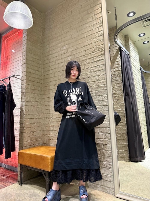 HYSTERIC GLAMOUR STUDS CANVAS クロスボディーバッグ HYSTERIC GLAMOUR｜STUDS CANVAS クロスボディーバッグ