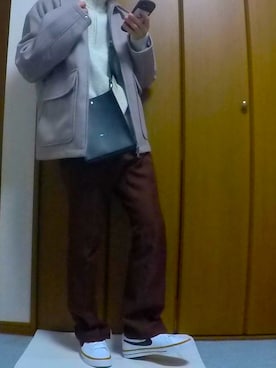 「部屋撮り」｜「アイテム（ジャケット/アウター）」を使った、まっちー☻さん（メンズ・168cm）の冬コーディネート