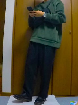 「部屋撮り」｜「アイテム（スウェット）」を使った、まっちー☻さん（メンズ・168cm）の秋コーディネート