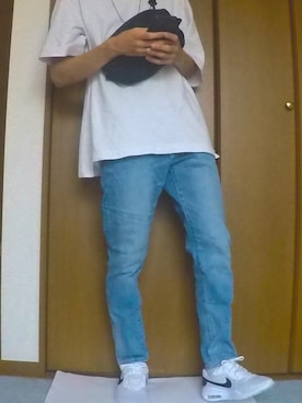 「部屋撮り」｜「アイテム（アクセサリー）」を使った、まっちー☻さん（メンズ・168cm）の夏コーディネート