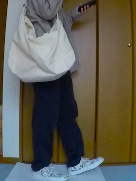「アイテム（ベスト、ホワイト系）」を使った、まっちー☻さん（メンズ・168cm）の秋コーディネート