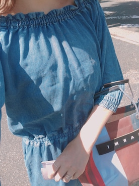 「CELINE（セリーヌ）のアイテム（財布/小物）」を使った、ericaさん（レディース・156cm）の夏コーディネート