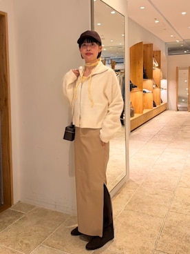「アイテム（スカート、イエロー系）」を使った、sayoさん（レディース・162cm）の秋コーディネート