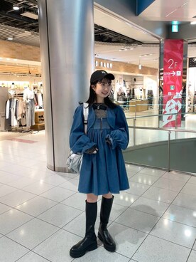 「アイテム（バックパック/リュック、シルバー系）」を使った、めめさん（レディース・151cm）の冬コーディネート