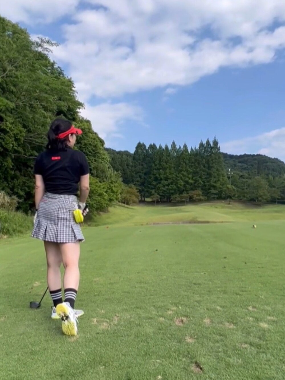 「golf」｜「le coq sportif GOLFのアイテム（スカート、ブラック系）」を使った、harukaさん（レディース・162cm）の夏コーディネートの1枚目の写真