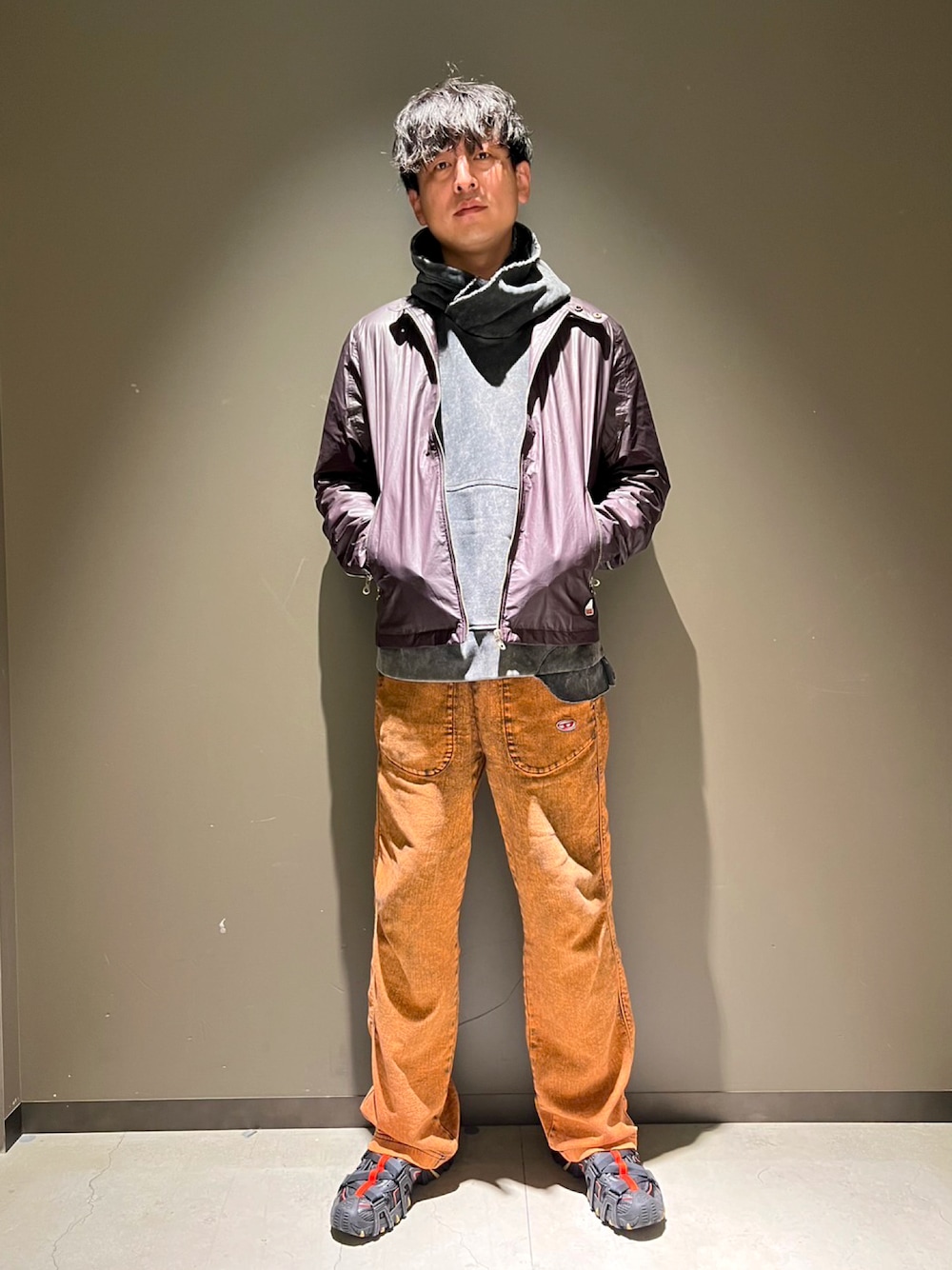 DIESEL ディーゼル　フェード加工　オレンジ カーゴパンツ DIESEL ディーゼル フェード加工 オレンジ カーゴパンツ