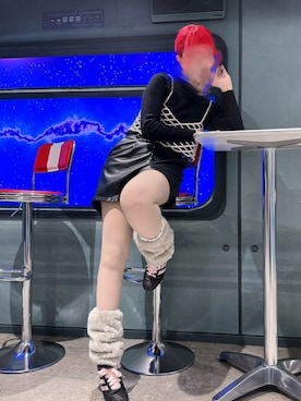 「アイテム（レッグウォーマー）」を使った、wabicoさん（レディース・162cm）の冬コーディネート