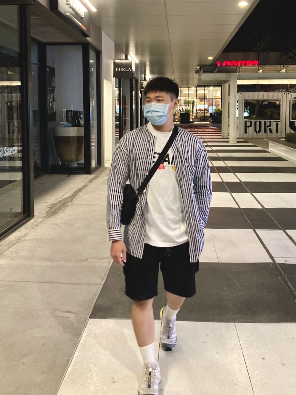 「ootd、日系、街頭穿搭、休閒、THE NORTH FACE、JKS shop、UNIQLO、SALOMON、xt-6」｜「SALOMONのアイテム（その他シューズ、ベージュ系）」を使った、Cheng Yunさん（メンズ・165cm）の春コーディネートの1枚目の写真