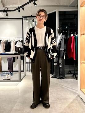 「ニットカーディガン」｜タケダさん（メンズ・170cm・20代）の春コーディネート