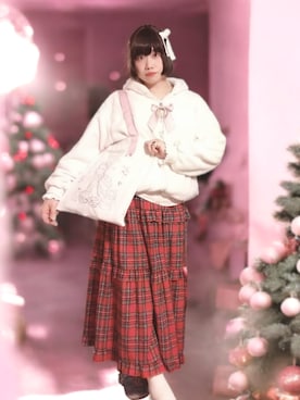 「アイテム（バレッタ/ヘアクリップ）」を使った、✞𝔪𝖎𝖈𝖍𝖊𝖙𝖙𝖊✞さん（レディース・163cm）の冬コーディネート