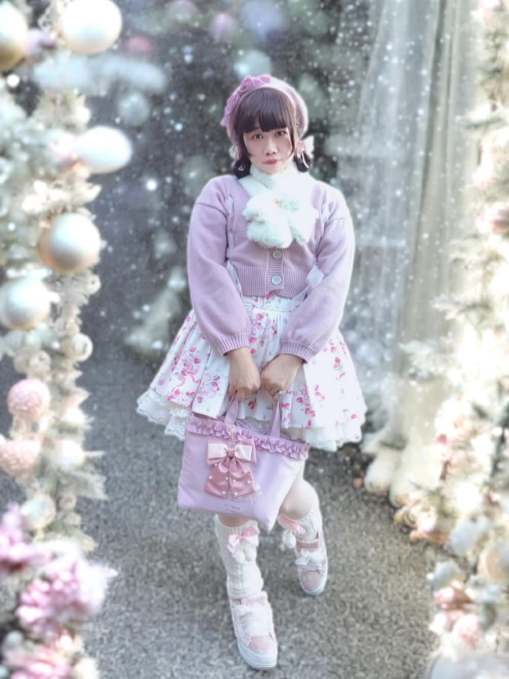 BABY,THE STARS SHINE BRIGHTのマフラーを使った人気ファッション