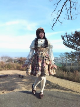 「アイテム（ポンチョ）」を使った、✞𝔪𝖎𝖈𝖍𝖊𝖙𝖙𝖊✞さん（レディース・163cm）の冬コーディネート