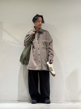 「Toironier（トワロニエ）のToironier/トワロニエ/2Tuck Wide Pants（スラックス、ブラック系）」を使った、GARDEN  takumiさん（メンズ・167cm）の春コーディネート