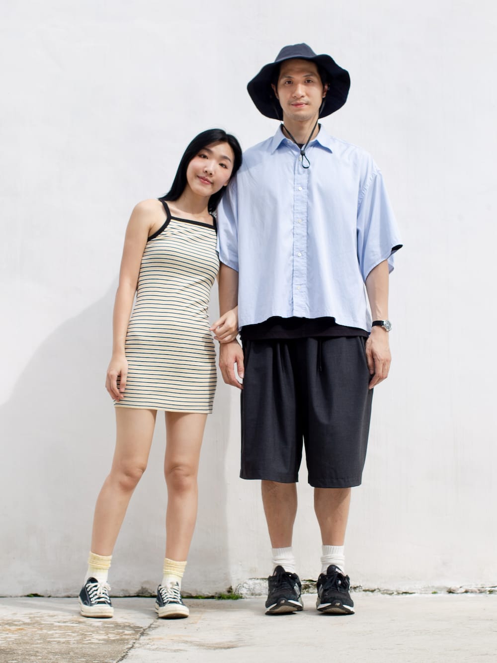 「今日のコーデ、WEARBOOKエントリー、ootd、outfit、couple、yellow、blue、夏コーデ、converse、シンプルコーデ」｜「MONKIのアイテム（ワンピース/ドレス、イエロー系）」を使った、Bernice Sioさん（レディース・162cm）の夏コーディネートの1枚目の写真