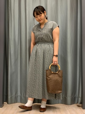 「ミニトート」｜「アイテム（ワンピース/ドレス）」を使った、ちひろさん（レディース・154cm）の夏コーディネート