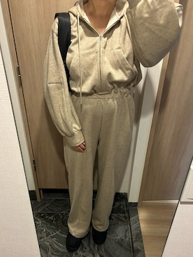 「アイテム（オールインワン・サロペット）」を使った、わらちゃんさん（レディース・164cm）の冬コーディネート