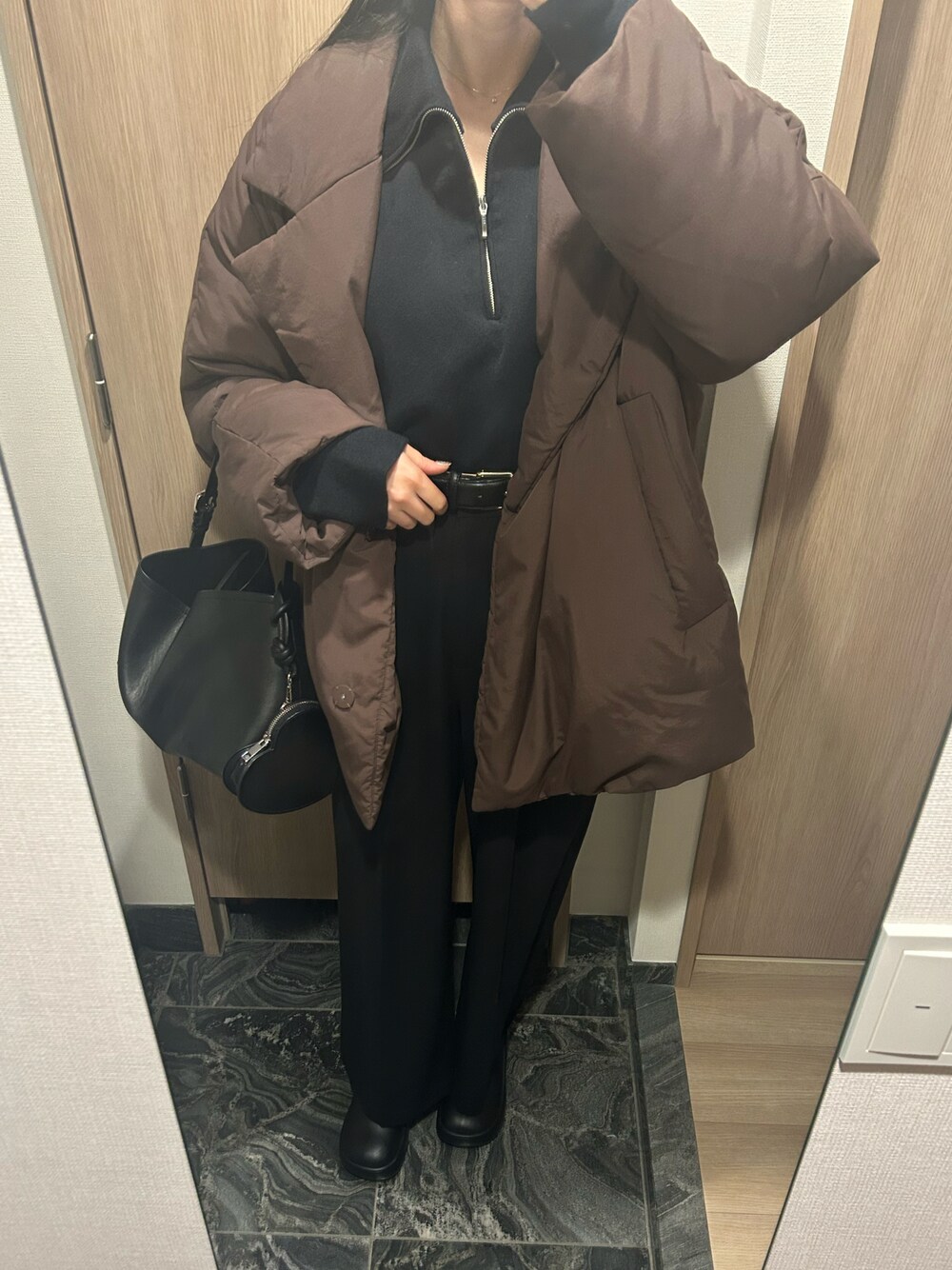 CLANE/クラネ】COCOON SHORT DOWN COAT/コクーンショートダウンを使っ