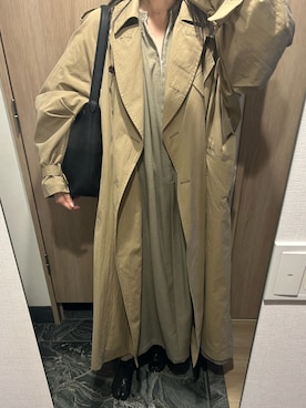 「アイテム（トレンチコート）」を使った、わらちゃんさん（レディース・164cm）の冬コーディネート
