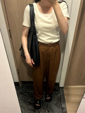 「CLANE（クラネ）のアイテム（スラックス）」を使った、わらちゃんさん（レディース・164cm）の夏コーディネート