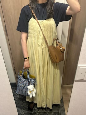 「ETRE TOKYO（エトレトウキョウ）の2wayタックキャミワンピース（ワンピース、イエロー系）」を使った、わらちゃんさん（レディース・164cm）の夏コーディネート