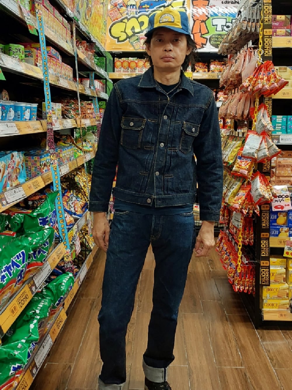 SAMURAI JEANSのデニムジャケットを使った人気ファッション 