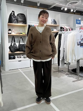 「アイテム（カーディガン/ボレロ）」を使った、ユメノさん（メンズ・164cm・20代）の冬コーディネート