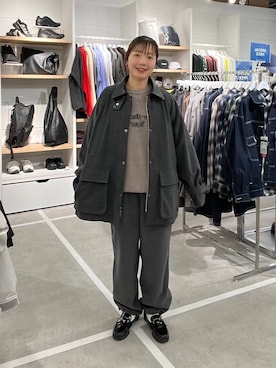 「アイテム（スウェットパンツ）」を使った、ユメノさん（メンズ・164cm）の秋コーディネート