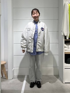 「アイテム（ブルゾン、グレー系）」を使った、ユメノさん（レディース・164cm）の秋コーディネート