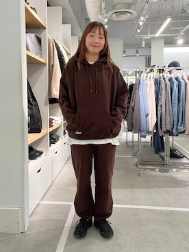 「アイテム（スウェットパンツ）」を使った、ユメノさん（メンズ・164cm・20代）の秋コーディネート