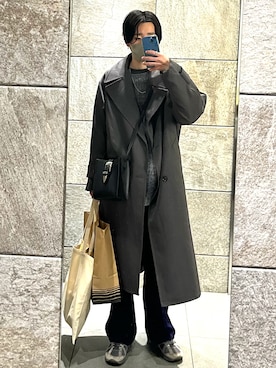 「コーデュロイパンツ」｜「アイテム（トレンチコート）」を使った、URAさん（メンズ・169cm）の冬コーディネート
